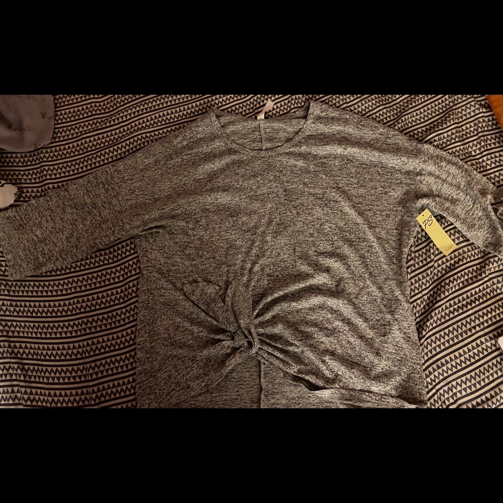 Top - Picture 3 of 3